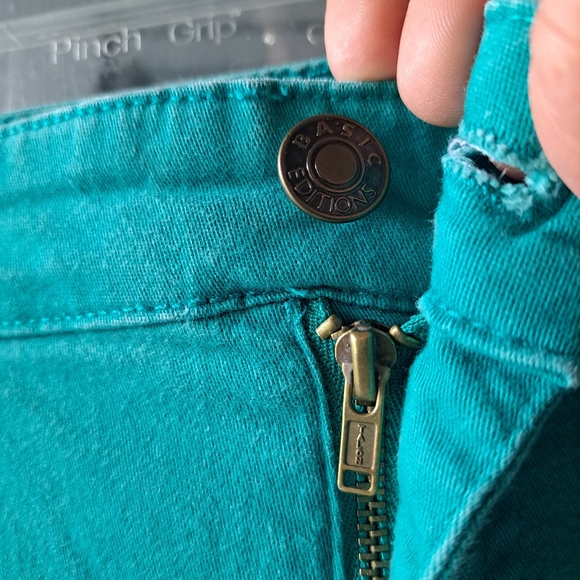 Women's Cerulean Blue Basic Editions Crop/Capri sz 18W - Picture 2 of 9